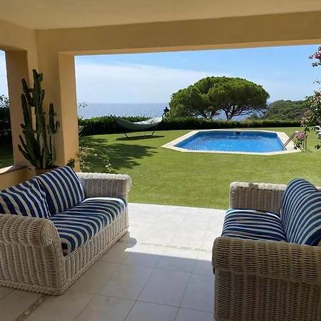 Sea View House With Private Pool And Garden *