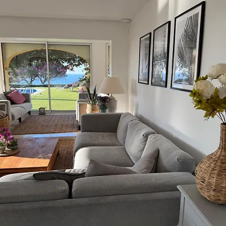 Holiday home Sea View House With Private Pool And Garden *